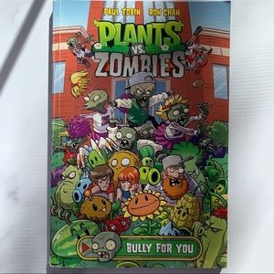Plants VS. Zombies Paperback Book